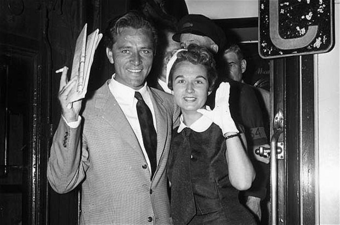 Sybil Christopher First Wife of Richard Burton Dies at 83 News