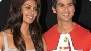 Shahid romances Priyanka in 'Mukhtasaar Mulaqat Hain'